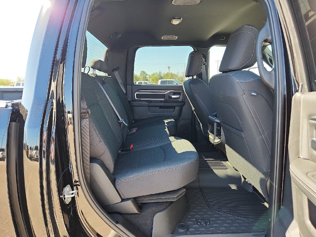 2027 RAM 3500 RAM 3500 LONE STAR CREW CAB 4X4 8' BOX