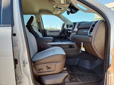 2027 RAM 3500 RAM 3500 LARAMIE CREW CAB 4X4 8' BOX