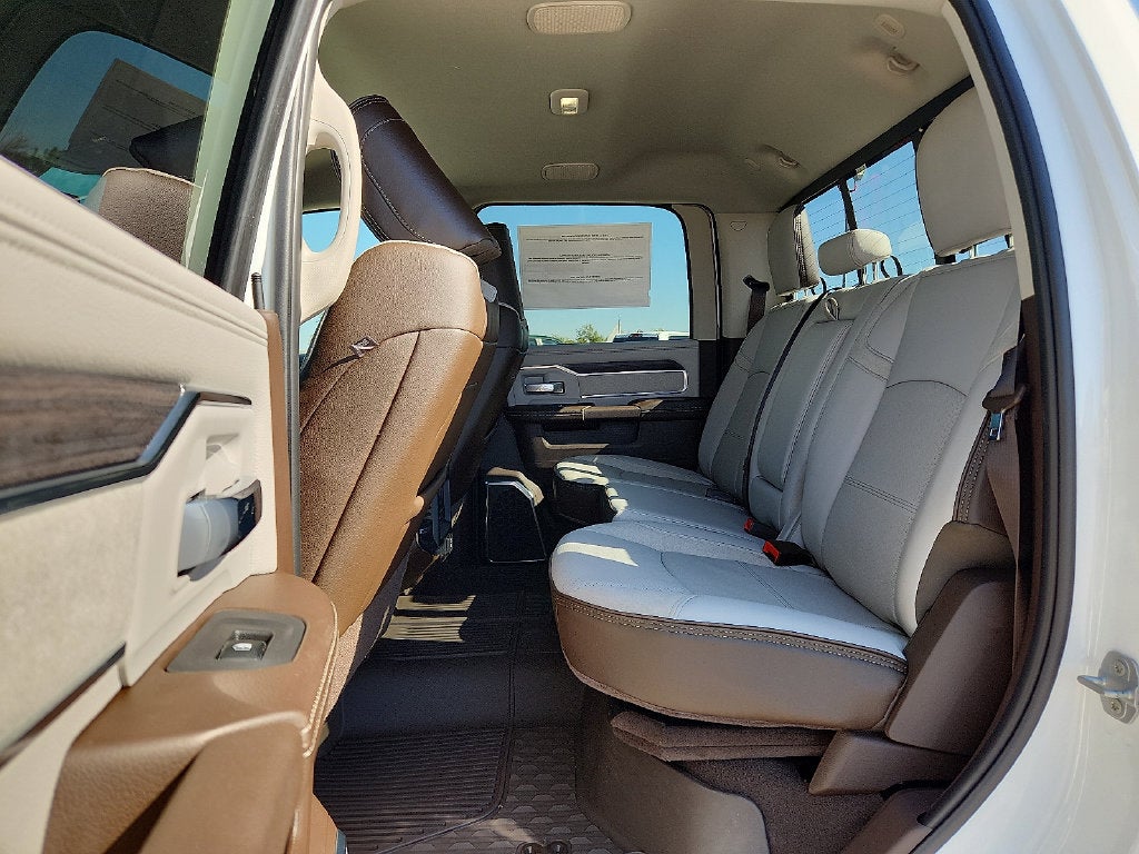 2027 RAM 3500 RAM 3500 LARAMIE CREW CAB 4X4 8' BOX