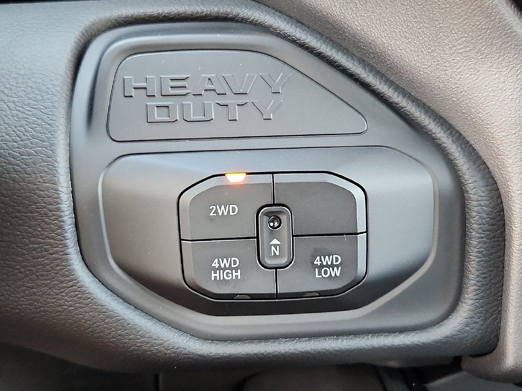 2027 RAM Ram 3500 RAM 3500 LARAMIE MEGA CAB 4X4 6'4' BOX