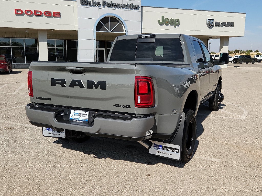 2027 RAM Ram 3500 RAM 3500 LARAMIE MEGA CAB 4X4 6'4' BOX