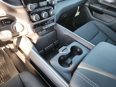 2025 RAM 1500 RAM 1500 LONE STAR CREW CAB 4X2 5'7' BOX
