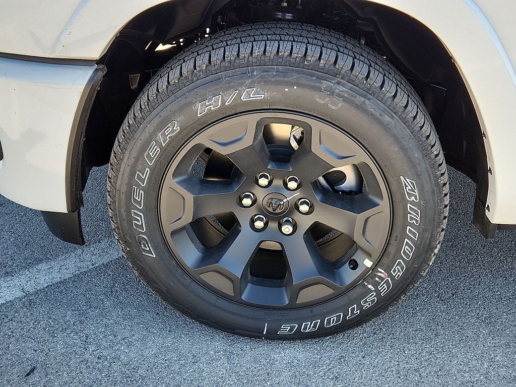 2025 RAM 1500 RAM 1500 LONE STAR CREW CAB 4X2 5'7' BOX