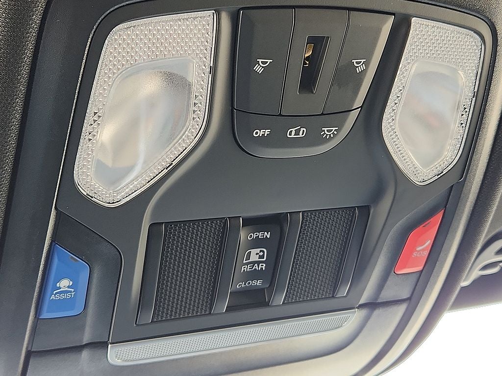 2025 RAM 1500 RAM 1500 LONE STAR CREW CAB 4X2 5'7' BOX