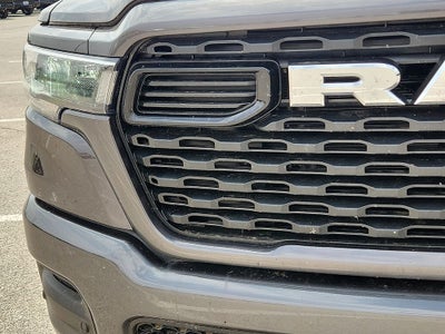 2025 RAM 1500 RAM 1500 LONE STAR CREW CAB 4X2 5'7' BOX