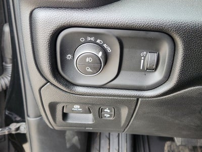 2025 RAM 1500 RAM 1500 LONE STAR CREW CAB 4X2 5'7' BOX