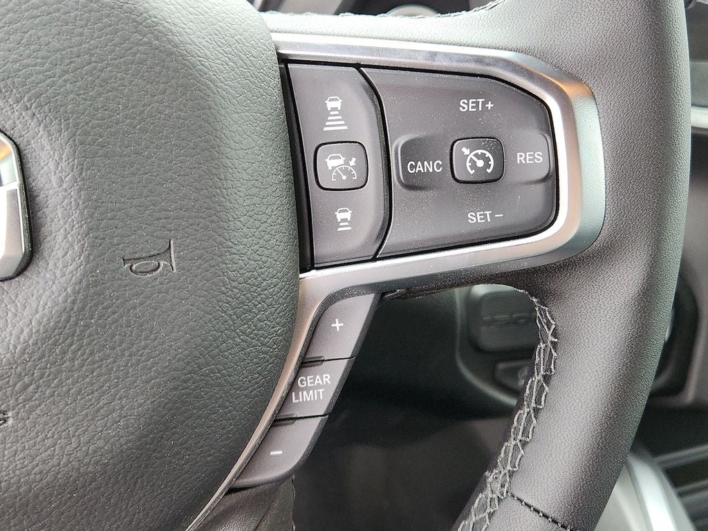 2025 RAM 1500 RAM 1500 LONE STAR CREW CAB 4X2 5'7' BOX