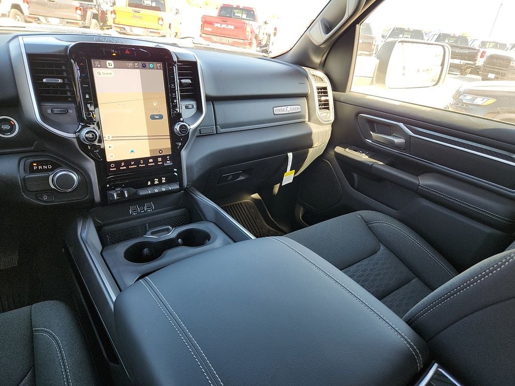 2025 RAM 1500 RAM 1500 LONE STAR CREW CAB 4X2 5'7' BOX