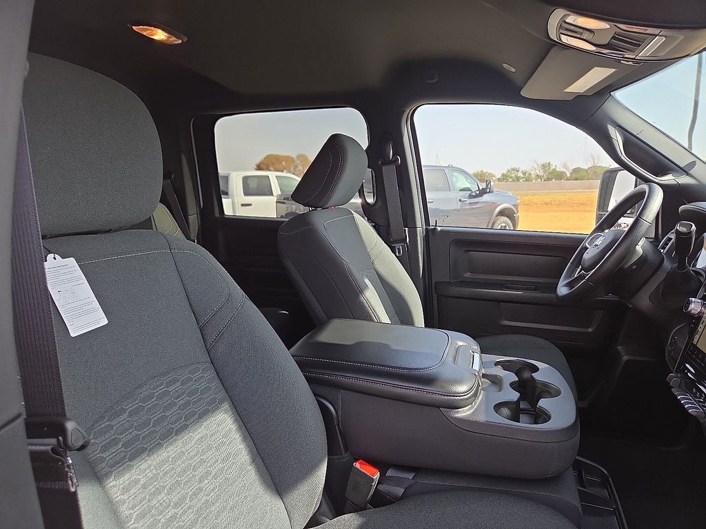 2026 RAM 2500 RAM 2500 TRADESMAN CREW CAB 4X4 6'4' BOX