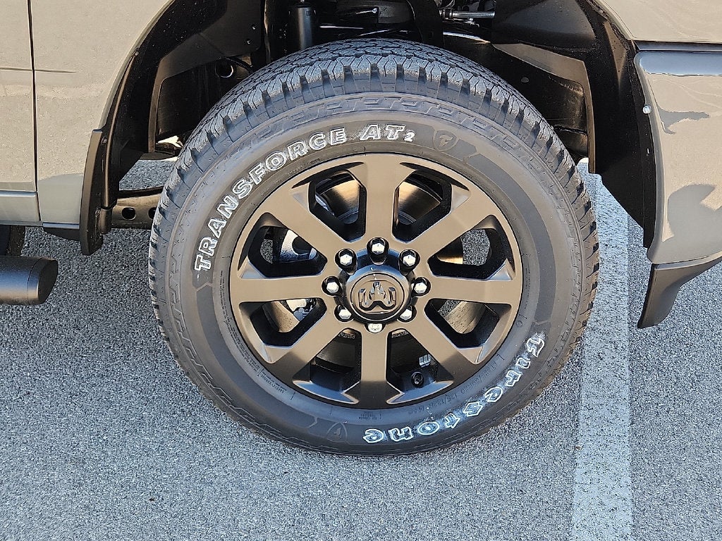 2027 RAM 2500 RAM 2500 BLACK EXPRESS CREW CAB 4X4 6'4' BOX