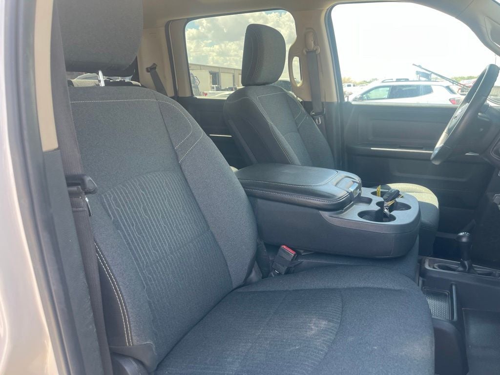 2019 RAM 2500 Tradesman Crew Cab 4x4 6'4' Box