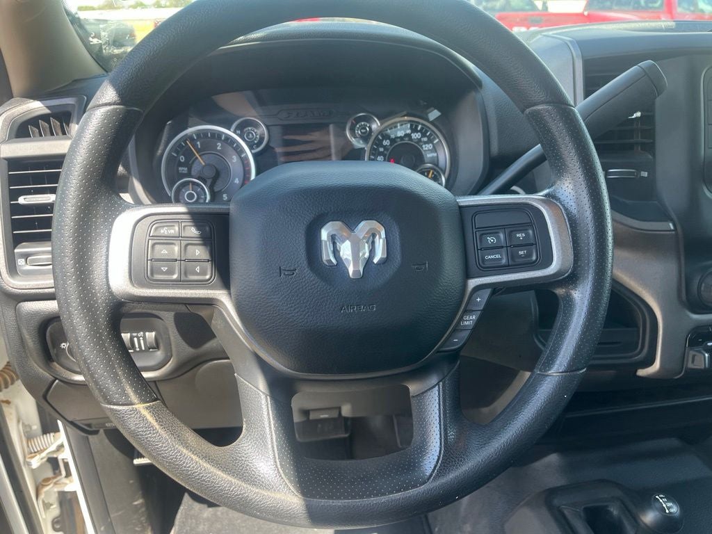 2019 RAM 2500 Tradesman Crew Cab 4x4 6'4' Box