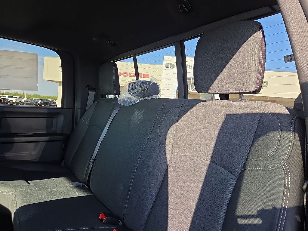 2027 RAM Ram 2500 RAM 2500 TRADESMAN CREW CAB 4X4 6'4' BOX