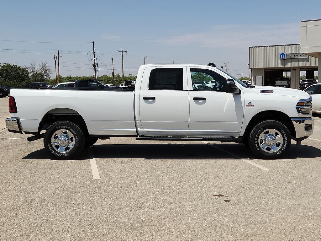 2026 RAM 2500 RAM 2500 TRADESMAN CREW CAB 4X4 8' BOX