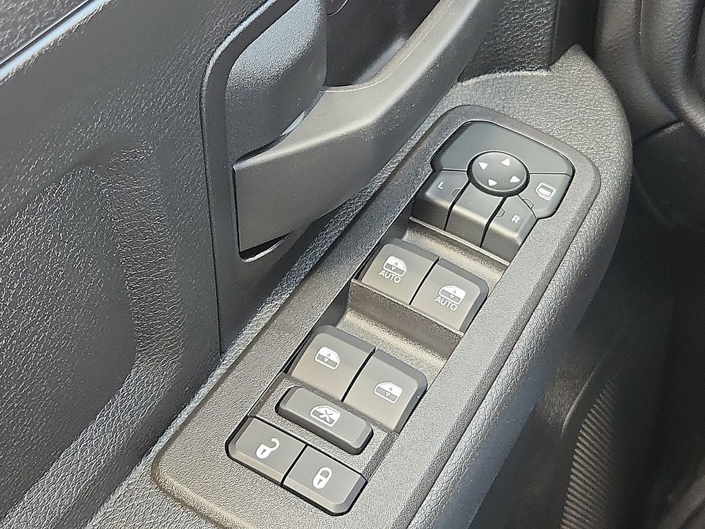 2026 RAM 2500 RAM 2500 TRADESMAN CREW CAB 4X4 8' BOX