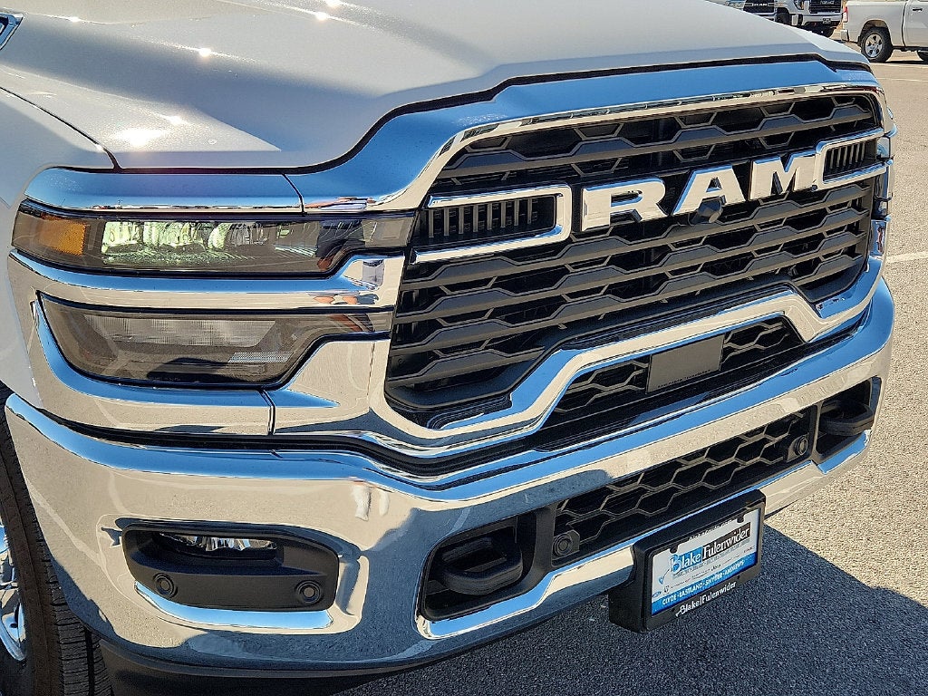 2027 RAM 2500 RAM 2500 TRADESMAN CREW CAB 4X4 8' BOX