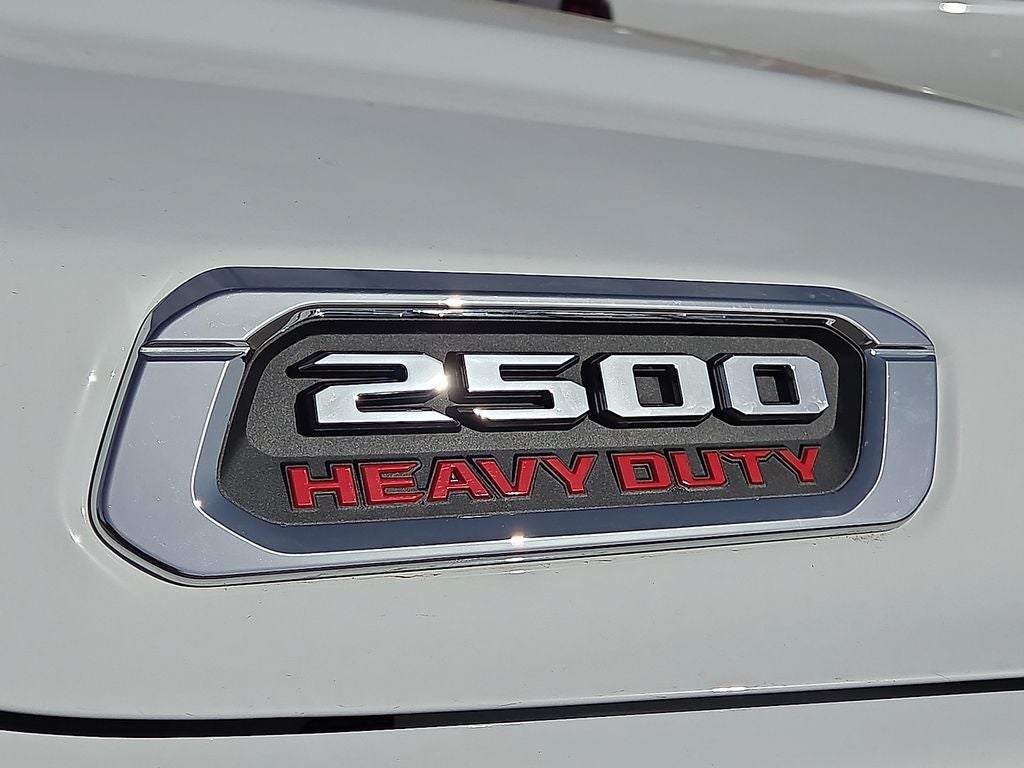 2027 RAM Ram 2500 RAM 2500 TRADESMAN CREW CAB 4X4 8' BOX
