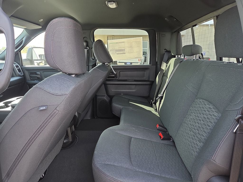 2027 RAM Ram 2500 RAM 2500 TRADESMAN CREW CAB 4X4 8' BOX