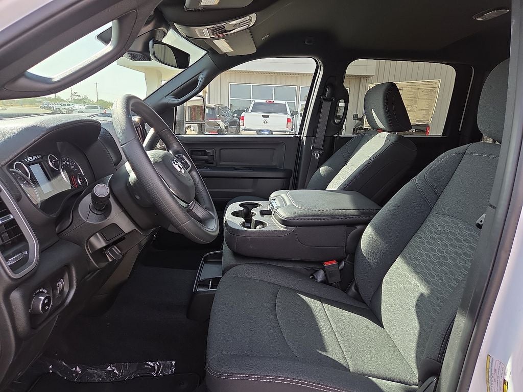 2027 RAM Ram 2500 RAM 2500 TRADESMAN CREW CAB 4X4 8' BOX