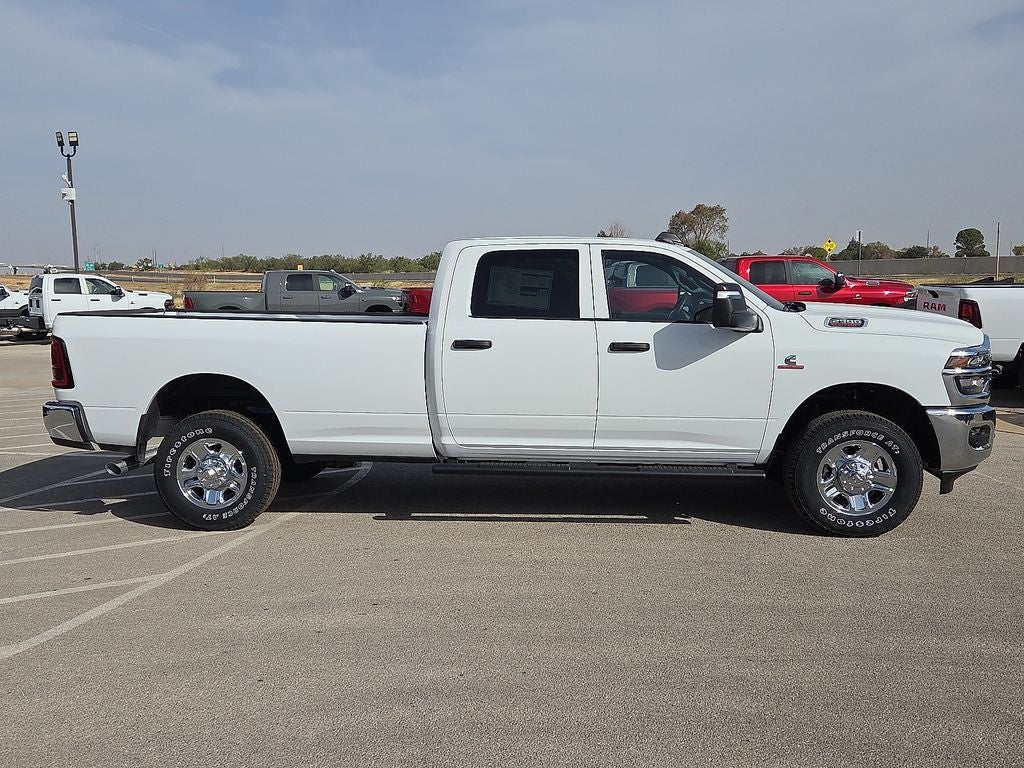 2027 RAM Ram 2500 RAM 2500 TRADESMAN CREW CAB 4X4 8' BOX