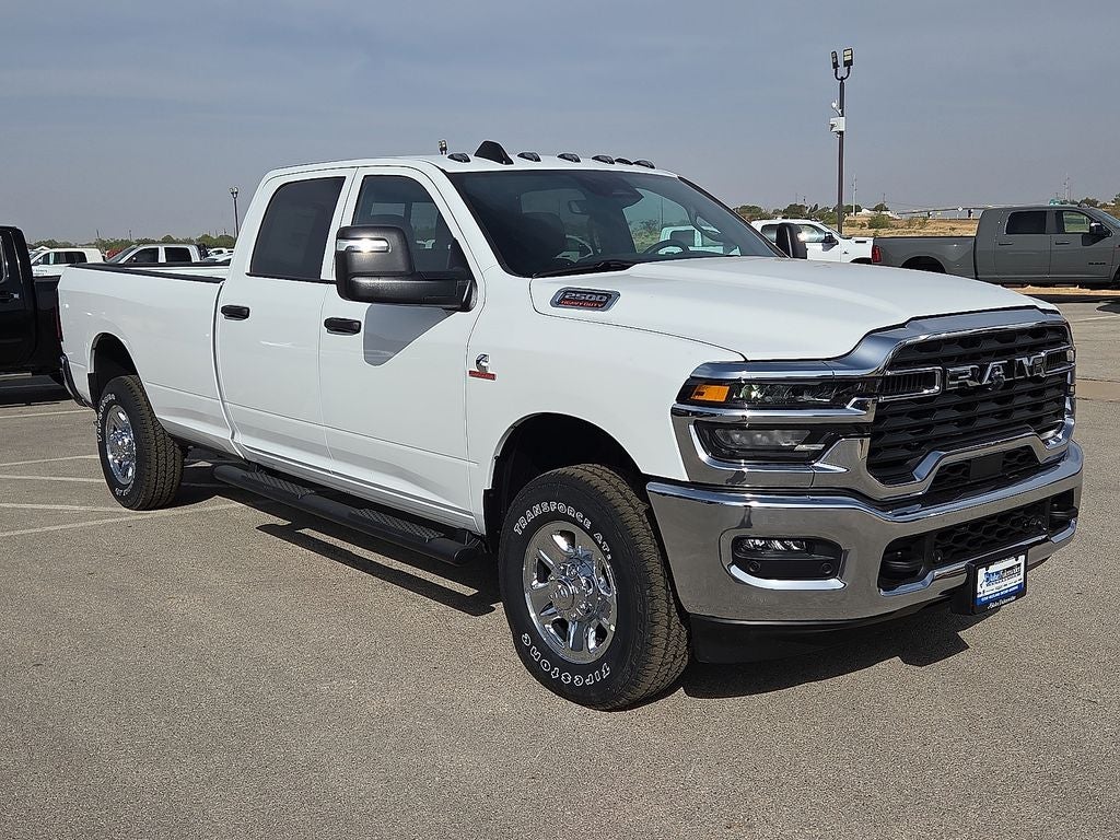 2027 RAM Ram 2500 RAM 2500 TRADESMAN CREW CAB 4X4 8' BOX