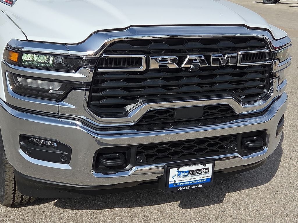 2027 RAM Ram 2500 RAM 2500 TRADESMAN CREW CAB 4X4 8' BOX