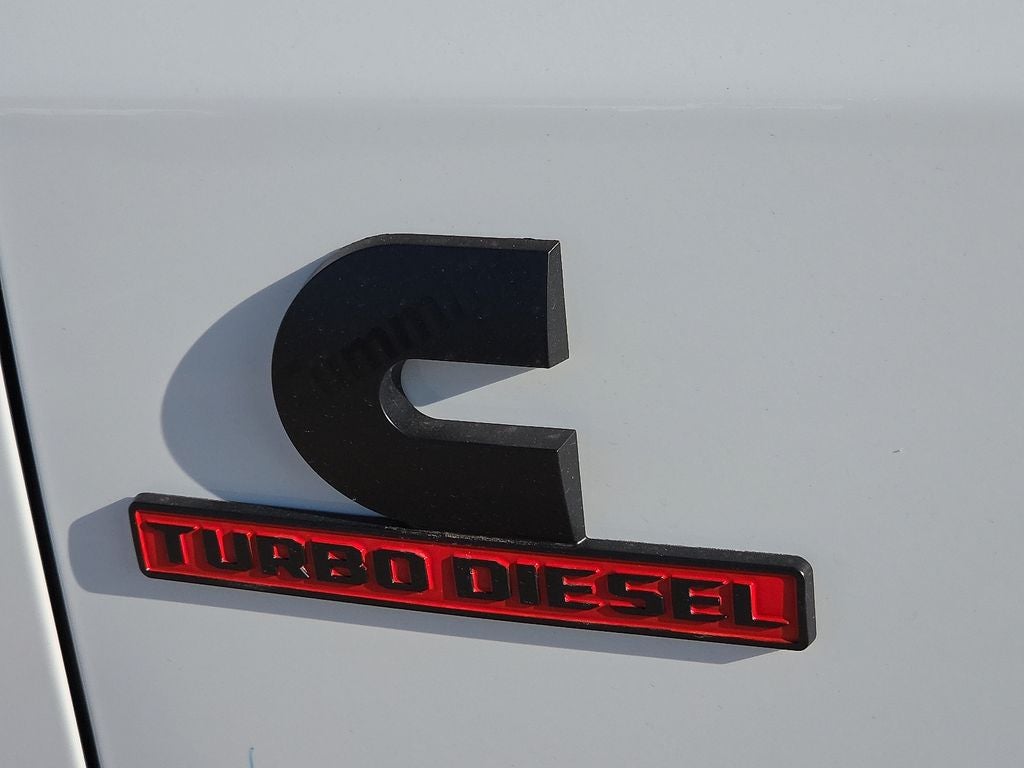 2027 RAM Ram 5500 Chassis Cab RAM 5500 TRADESMAN CHASSIS CREW CAB 4X4 84' CA