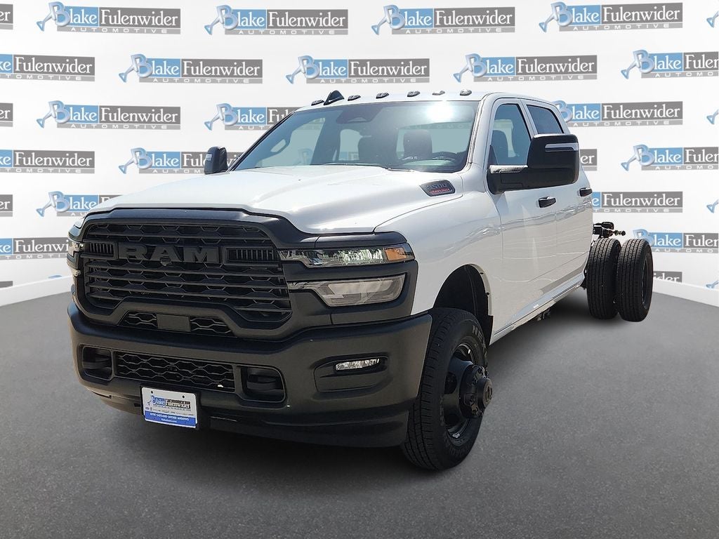 2026 RAM 3500 Chassis RAM 3500 TRADESMAN CREW CAB CHASSIS 4X4 60' CA