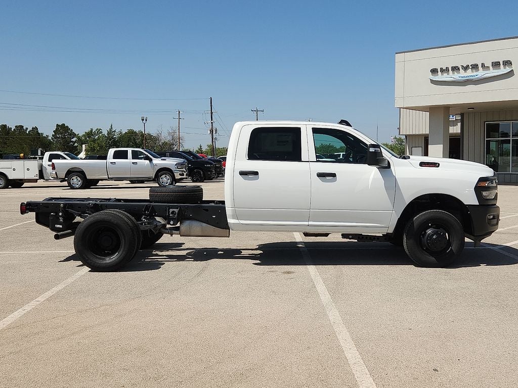 2026 RAM 3500 Chassis RAM 3500 TRADESMAN CREW CAB CHASSIS 4X4 60' CA