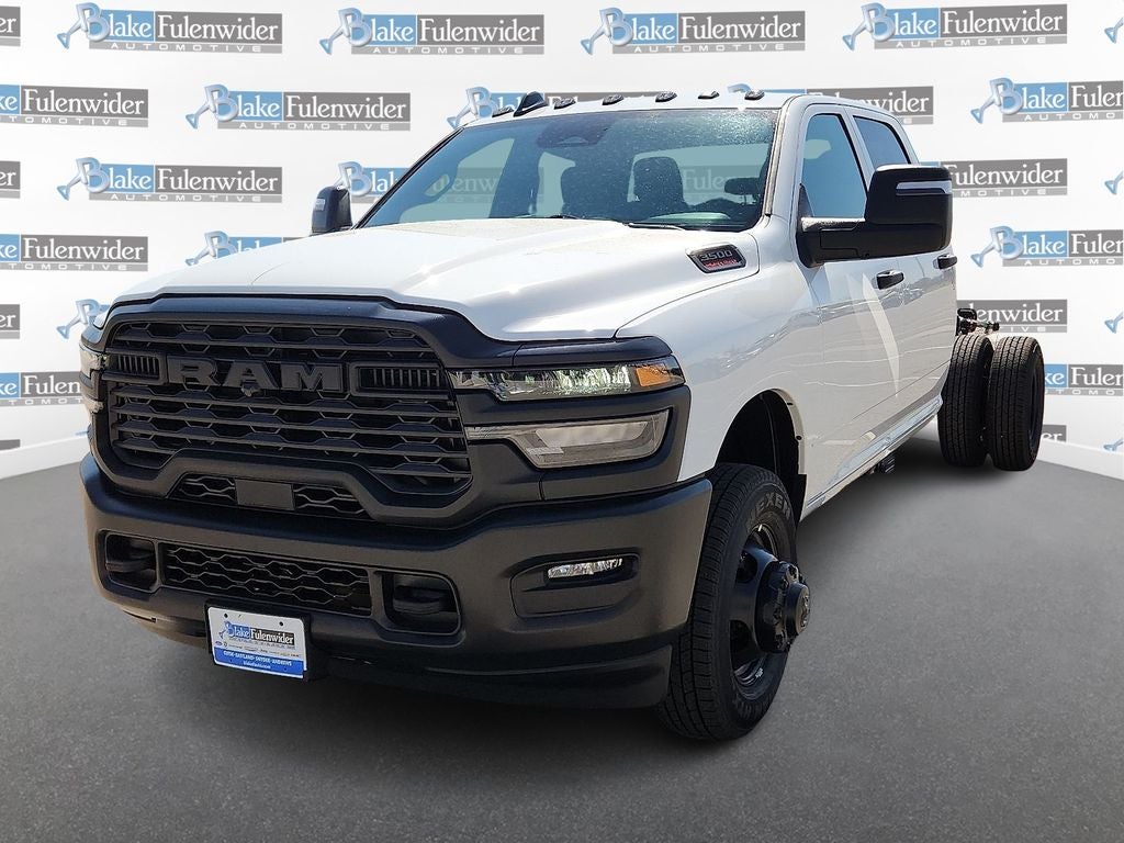 2026 RAM 3500 Chassis RAM 3500 TRADESMAN CREW CAB CHASSIS 4X4 60' CA