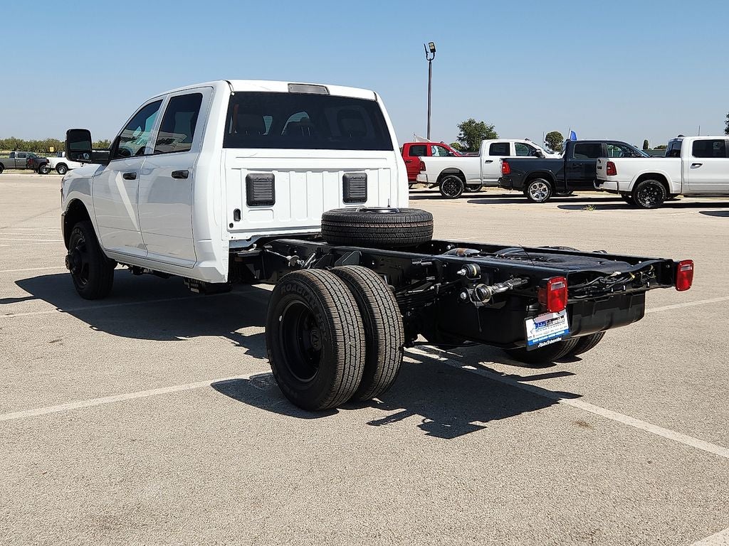 2026 RAM 3500 Chassis RAM 3500 TRADESMAN CREW CAB CHASSIS 4X4 60' CA