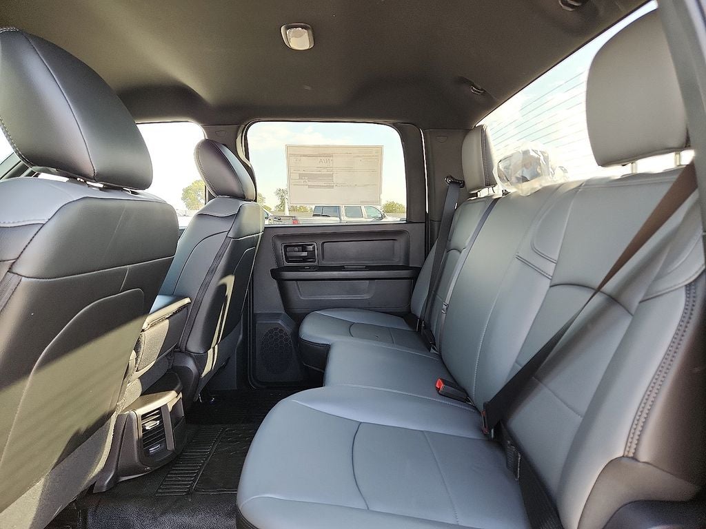 2027 RAM 3500 Chassis Cab Tradesman