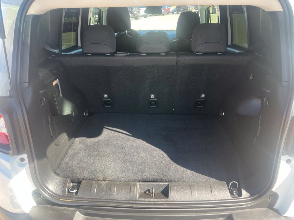2020 Jeep Renegade Latitude FWD