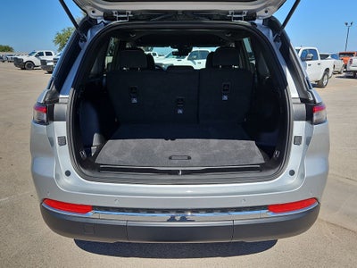 2026 Jeep Grand Cherokee GRAND CHEROKEE LAREDO 4X4