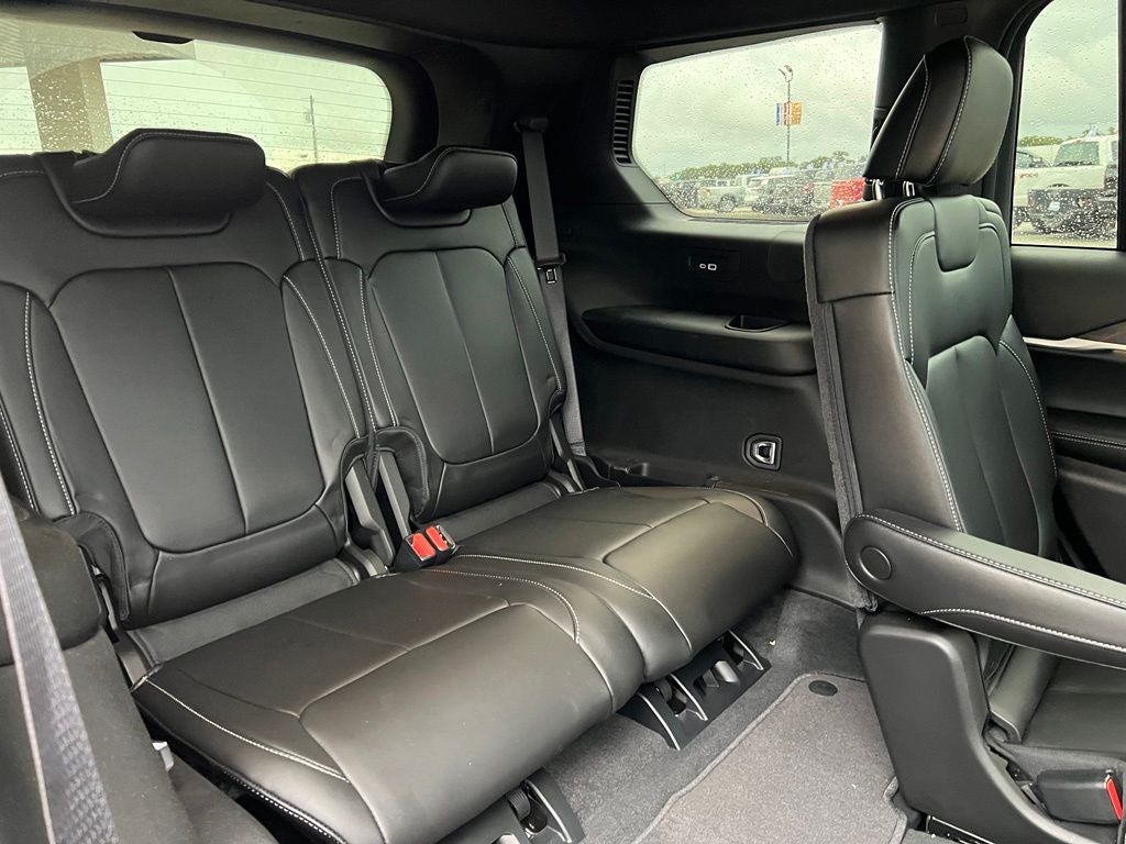 2026 Jeep Grand Cherokee L Limited 4x4