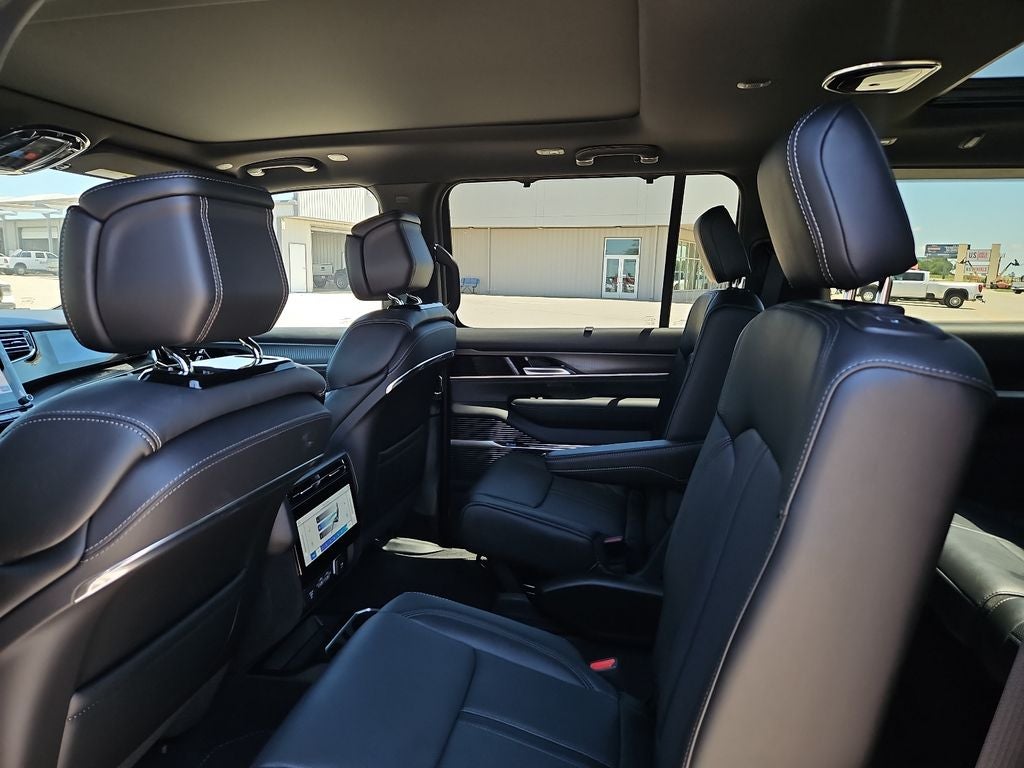 2026 Jeep Grand Wagoneer L GRAND WAGONEER L SUMMIT OBSIDIAN 4X4