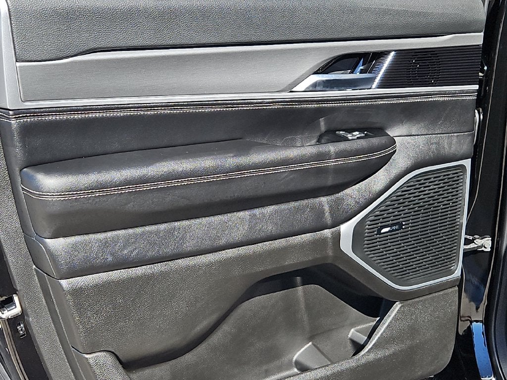 2027 Jeep Grand Wagoneer GRAND WAGONEER 4X2