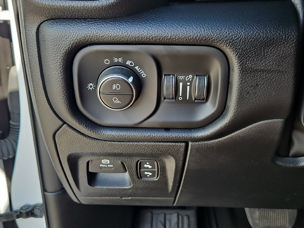 2026 RAM 1500 RAM 1500 LONE STAR CREW CAB 4X2 5'7' BOX