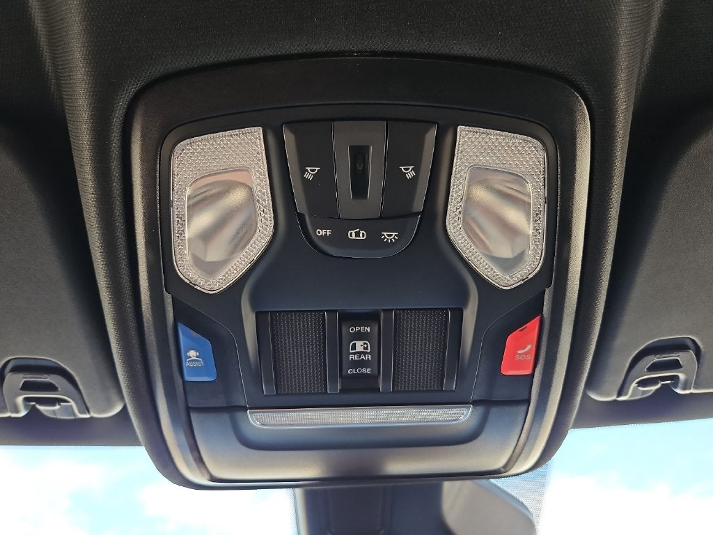 2026 RAM 1500 RAM 1500 EXPRESS CREW CAB 4X4 5'7' BOX