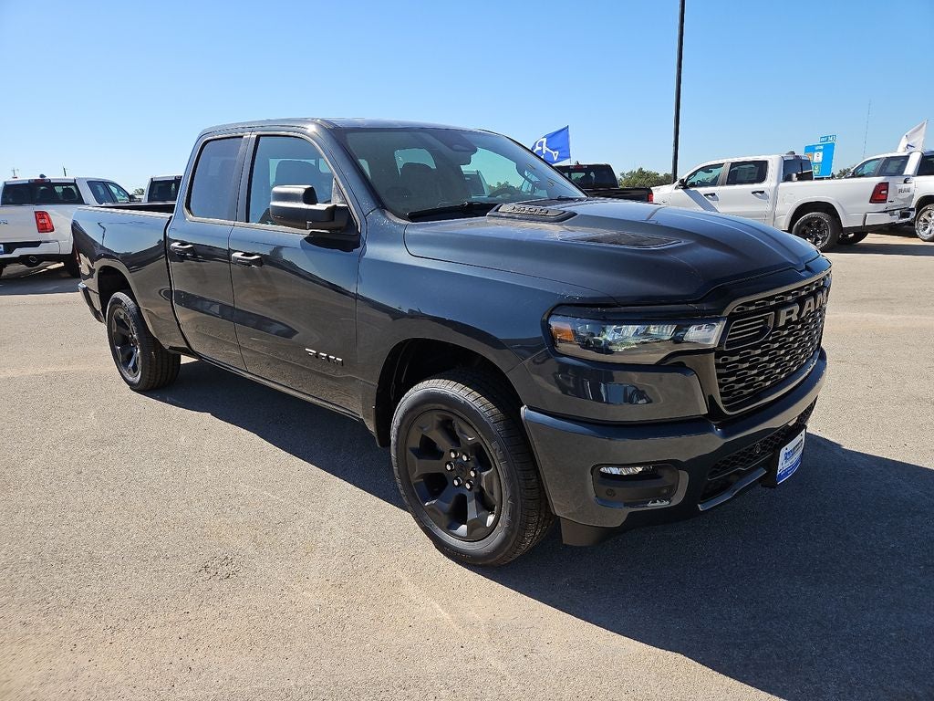 2026 RAM 1500 RAM 1500 EXPRESS QUAD CAB 4X4 6'4' BOX