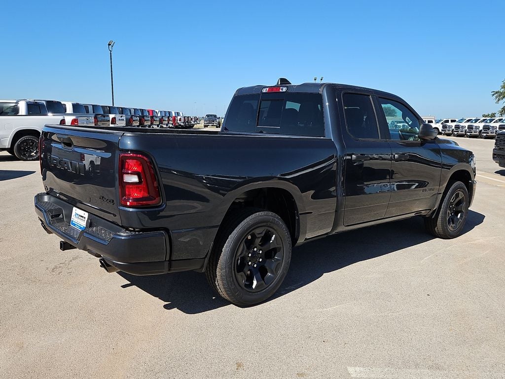 2026 RAM 1500 RAM 1500 EXPRESS QUAD CAB 4X4 6'4' BOX
