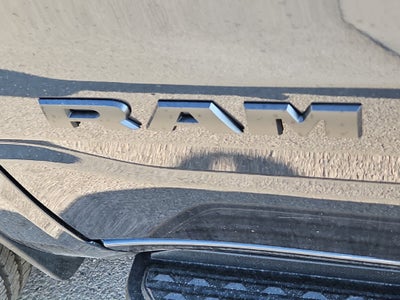 2027 RAM 1500 RAM 1500 EXPRESS CREW CAB 4X4 5'7' BOX