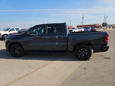 2027 RAM 1500 RAM 1500 EXPRESS CREW CAB 4X4 5'7' BOX