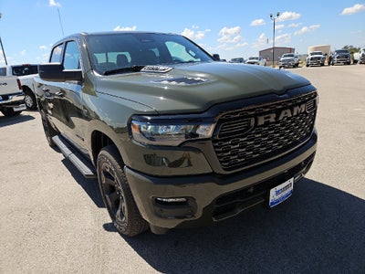 2027 RAM 1500 RAM 1500 EXPRESS CREW CAB 4X4 5'7' BOX