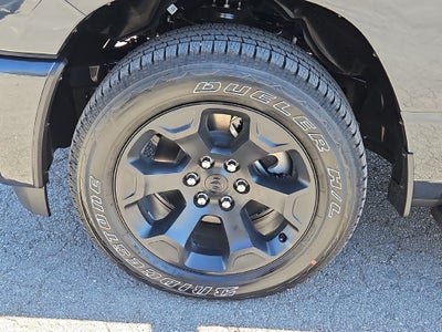 2027 RAM 1500 RAM 1500 EXPRESS CREW CAB 4X4 5'7' BOX