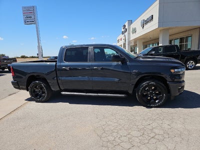 2027 RAM 1500 RAM 1500 EXPRESS CREW CAB 4X4 5'7' BOX