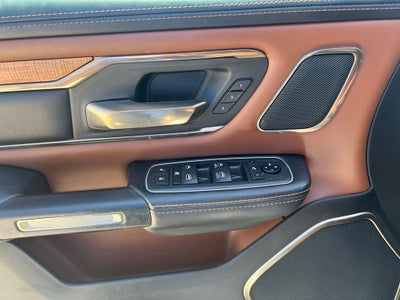 2020 RAM 1500 Laramie Longhorn Crew Cab 4x4 5'7' Box