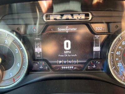 2020 RAM 1500 Laramie Longhorn Crew Cab 4x4 5'7' Box
