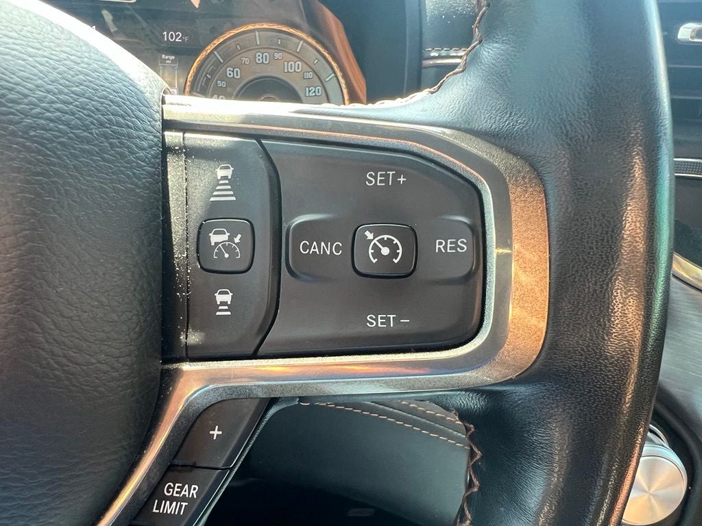 2020 RAM 1500 Laramie Longhorn Crew Cab 4x4 5'7' Box
