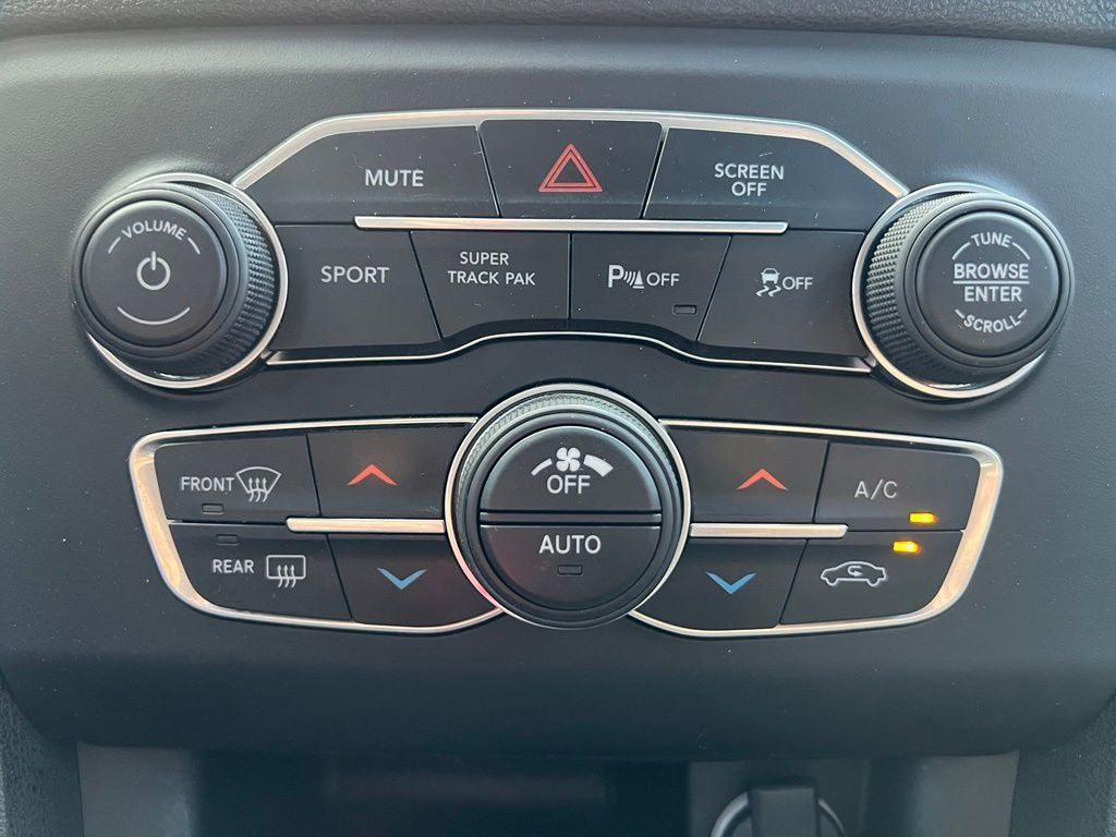 2020 Dodge Charger SXT AWD